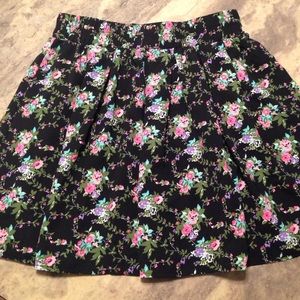Forever 21 foral skirt
