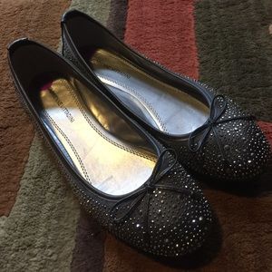 Adrienne Vittadini Ballet Flats