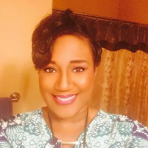 Meet your Posher, Latisha