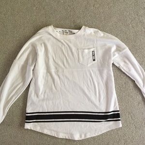 Brand new vs crew neck