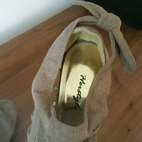 Taupe heel - SOLD - Picture 4 of 4