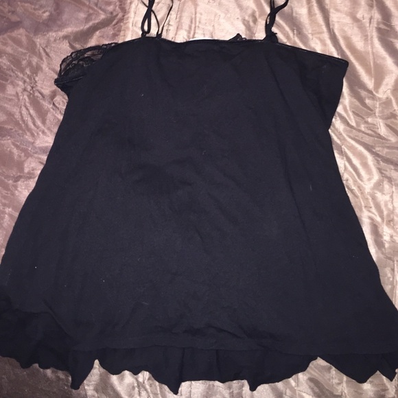 CUTE ruffled cami. Tons of options with this top!! - Picture 2 of 3