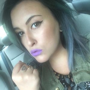 Meet your Posher, Casey