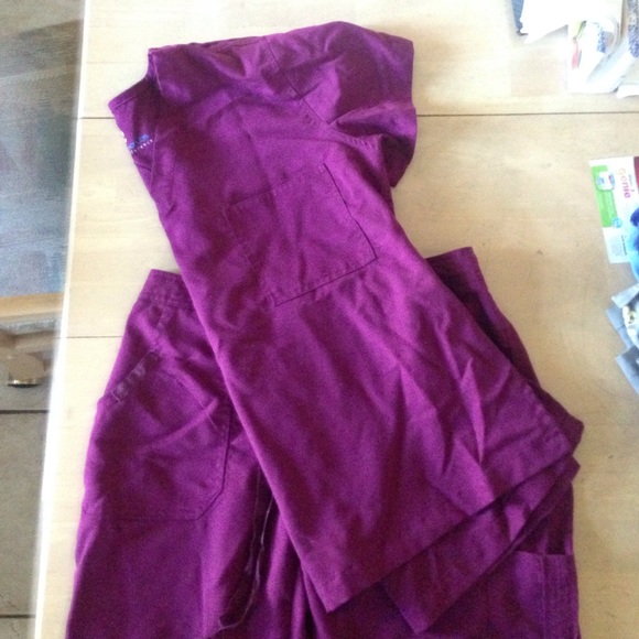 ❌SOLD❌Small medical scrubs