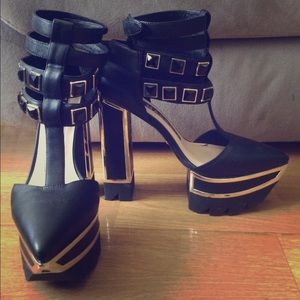 Nasty Gal black with gold trim platform heels!