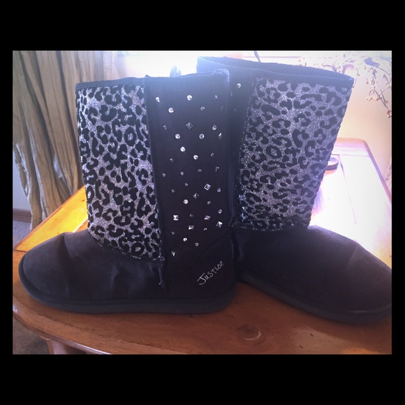 Justice boots - Picture 1 of 1