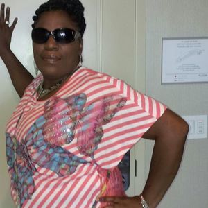 Meet your Posher, Nichol