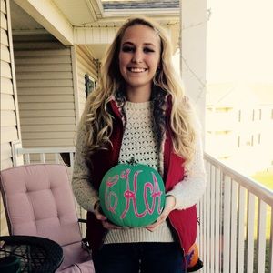 Meet your Posher, Carissa