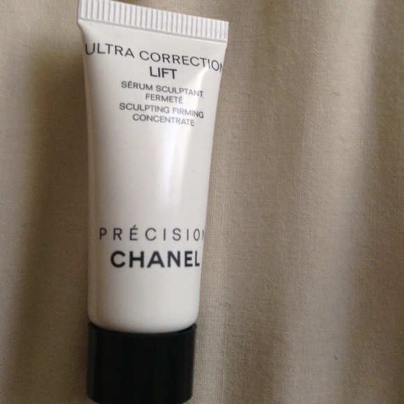 Chanel Correction Lift Cream