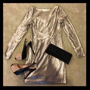 💁🏻NWT Perfect Sequin Dress