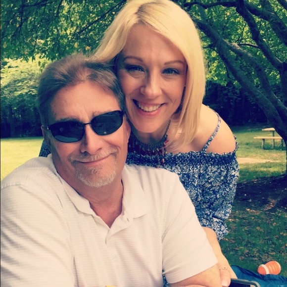 Meet your Posher, Donna. No trades. - Picture 2 of 2