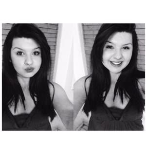 Meet your Posher, Daniela