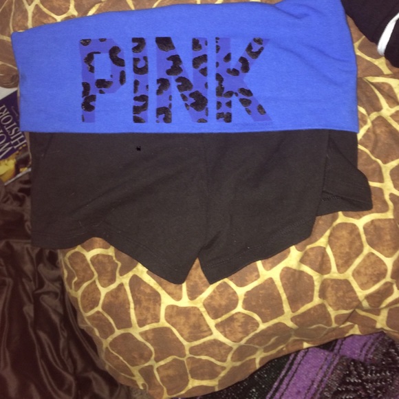 PINK YOGA SHORTS