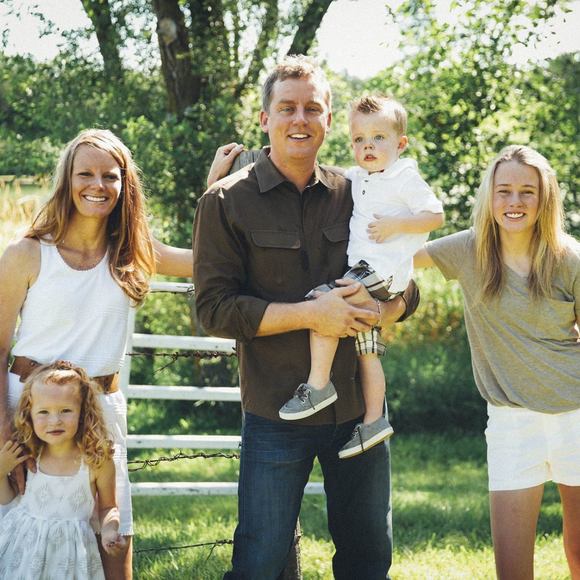 Meet your Posher, Stephanie - Picture 1 of 1