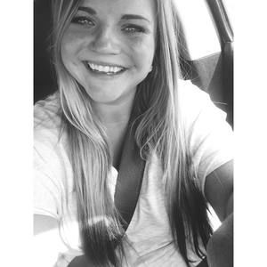 Meet your Posher, Lydia