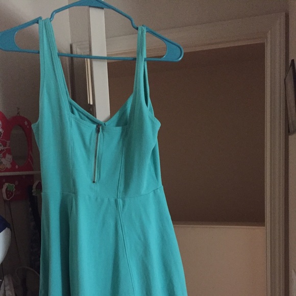 Skater express dress with zipper