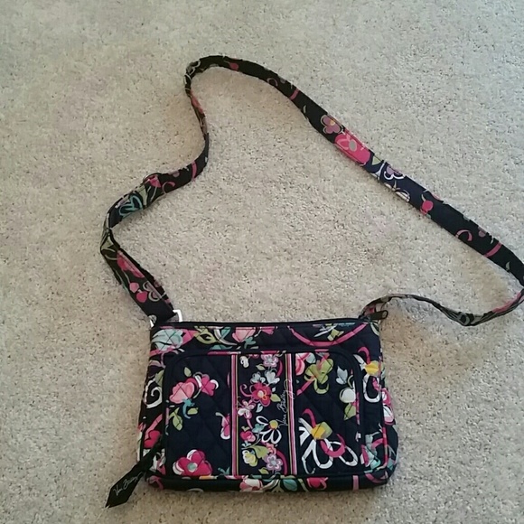 VERA BRADLEY CROSSBODY-RIBBONS