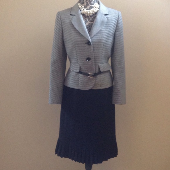 Dress Suit
