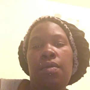 Meet your Posher, Felicia