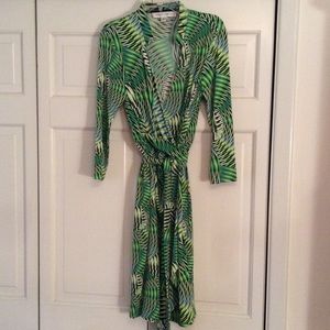 Maggie London classic wrap dress