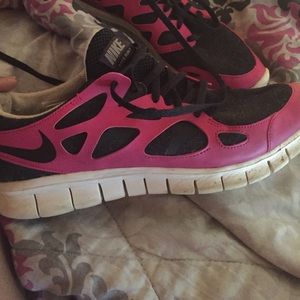 NIKE FREE RUN 2