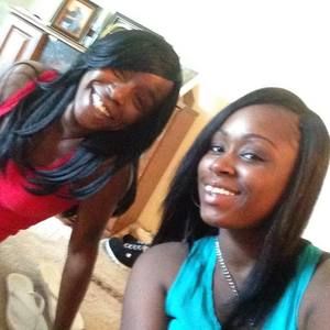 Meet your Posher, Leslie