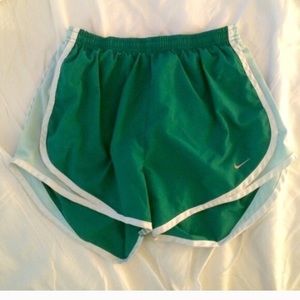 Bundle- Nike shorts and AE jeans