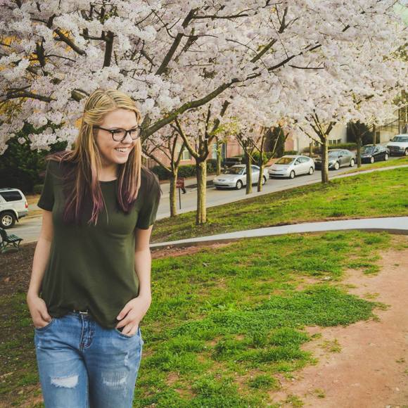 Meet your Posher, Caroline