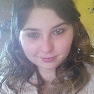 Meet your Posher, Alissa