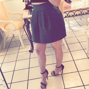 grass green skirt / anthropologie fave