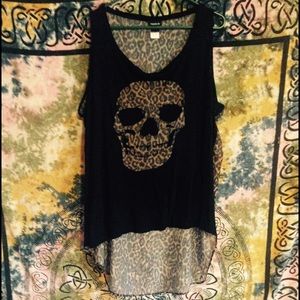 Torrid leopard print skull shirt