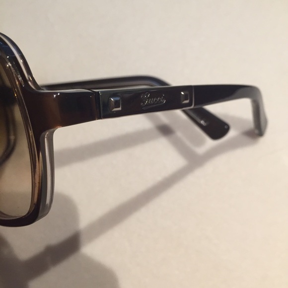 Gucci Sunglasses - Picture 2 of 3