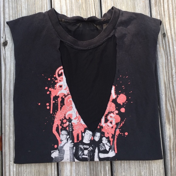 *Only one of its kind* vintage Beastie Boys tee