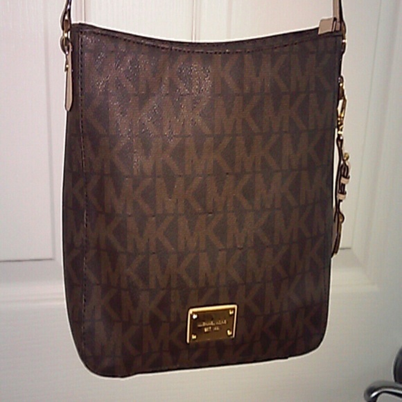 Michael Kors Crossbody
