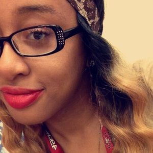 Meet your Posher, Jasmine