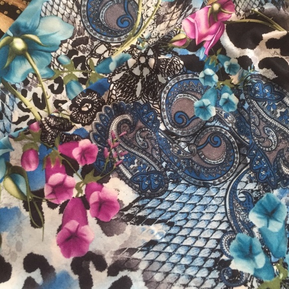 🌈Floral Legging  NWT - Picture 3 of 6