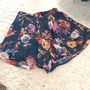 Show Me Your Mumu Shorts