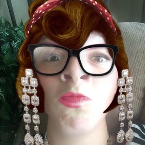 Meet your Posher, Alysa