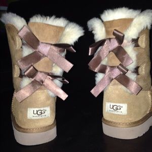 UGG Chestnut Bailey Bow