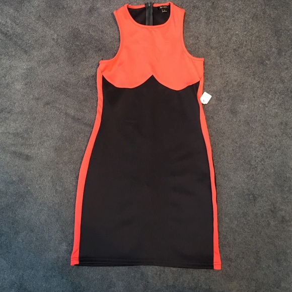 NWT. Gorgeous pink and navy mini dress. - Picture 3 of 4