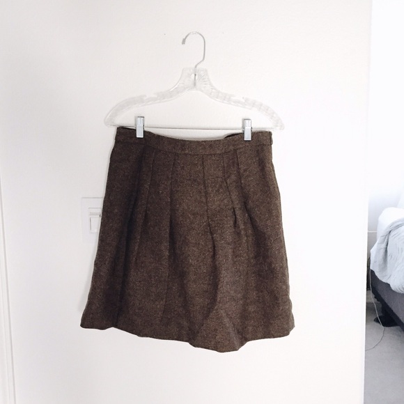 wool skirt