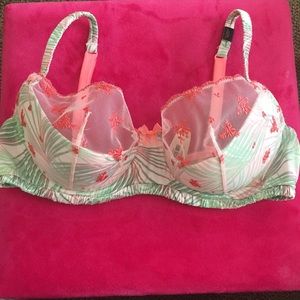 Tropical Victoria's Secret Bra 36D
