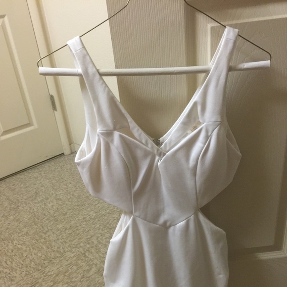 White dress 🎀