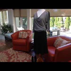 Trendy grey and black size small top