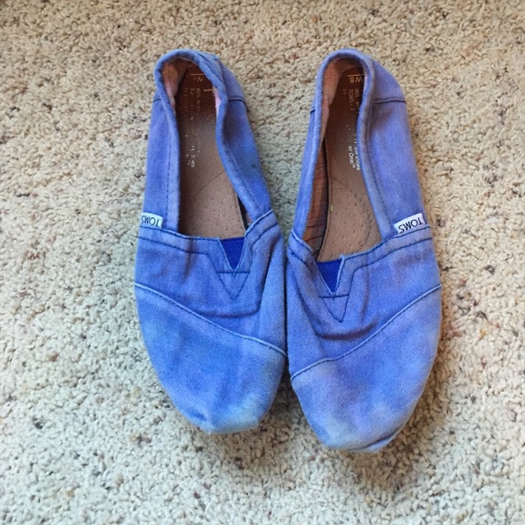 Blue toms