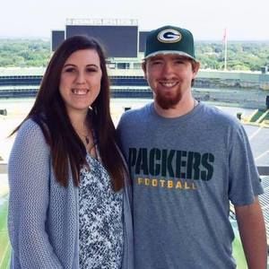 Meet your Posher, Calee