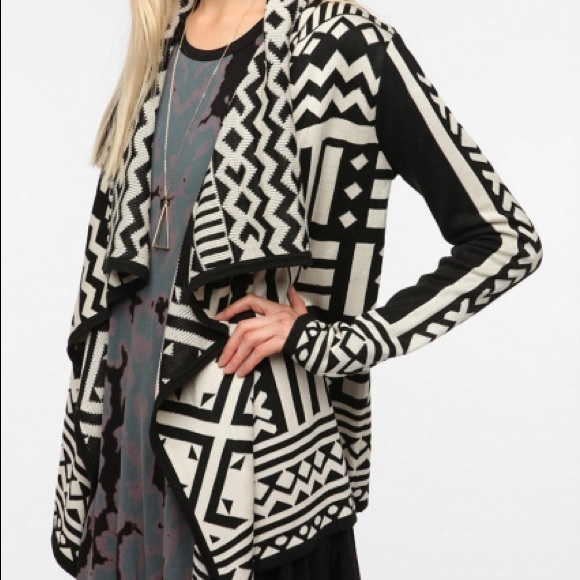 UO Array Cardigan - Picture 3 of 3