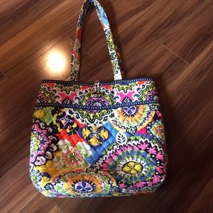Vera Bradley Rio tote.