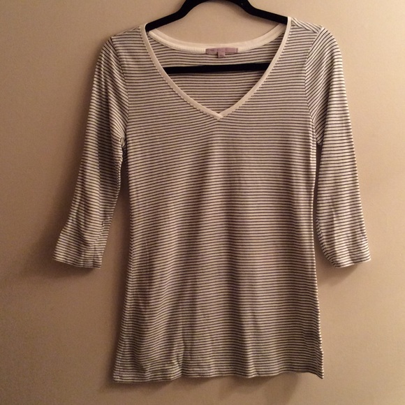 Gap 3/4 Sleeve Stretch B&W Striped V-Neck Tee S EC