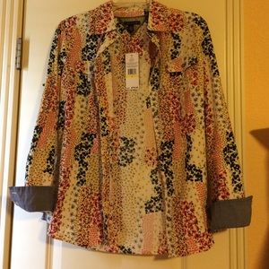 Nwt Tommy Hilfiger blouse.  Beautiful fall colors.